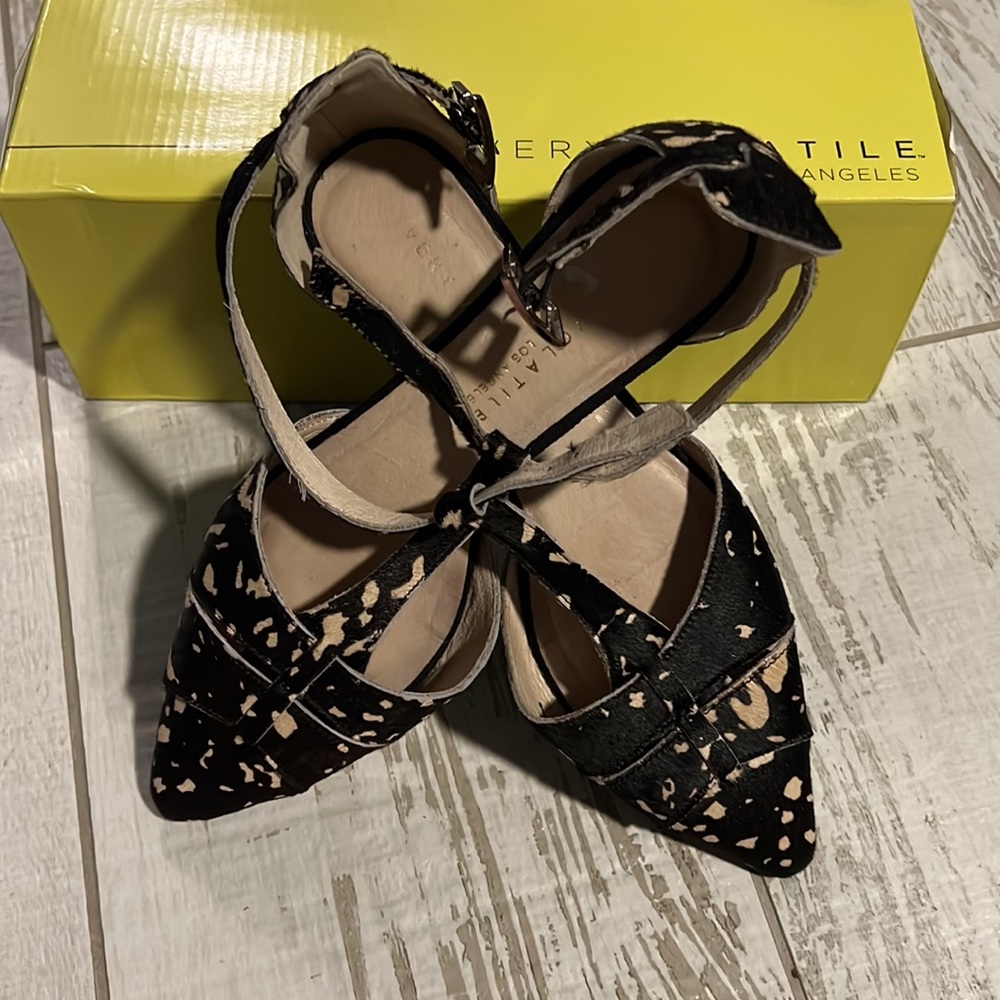 Very Volatile Dusk D’orsay Pony Hair flat 7.5